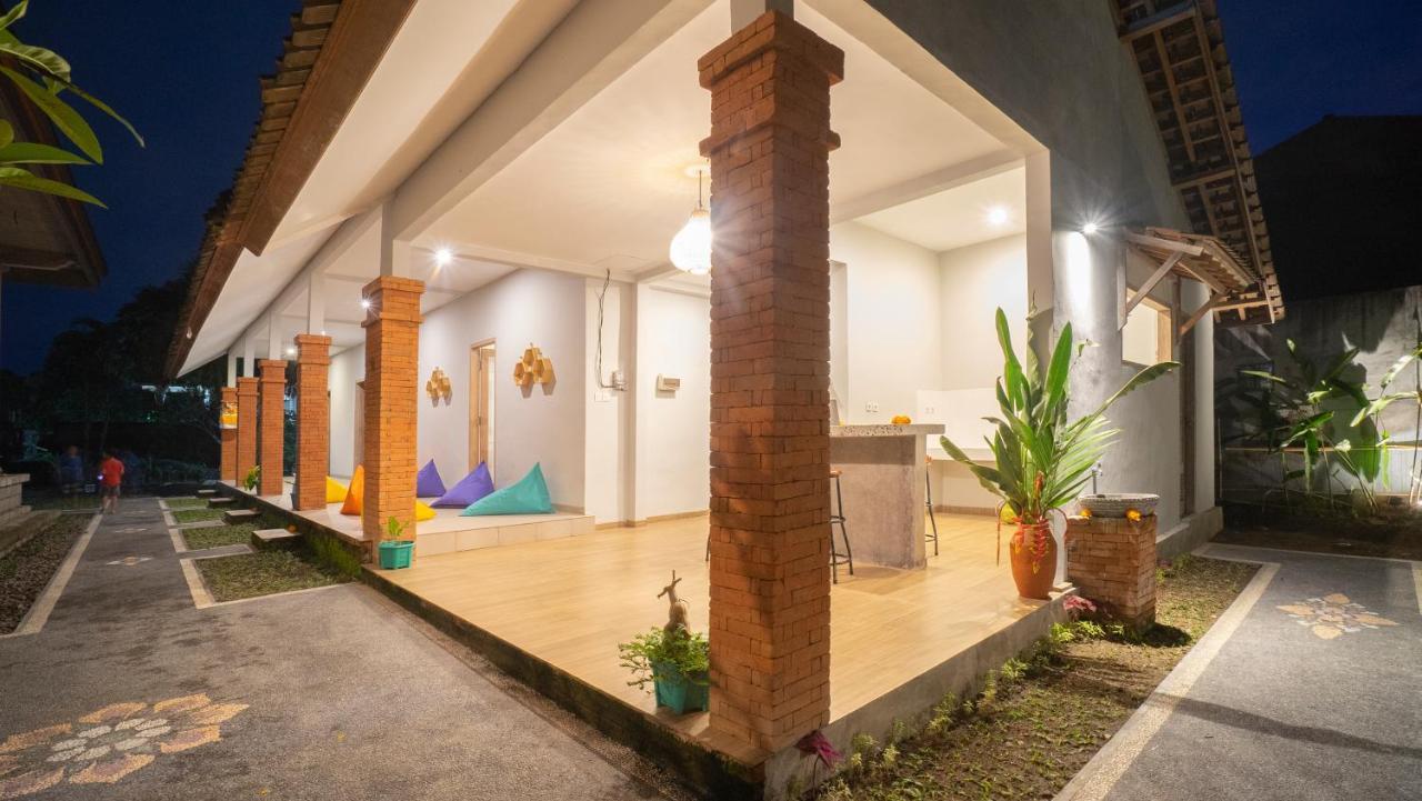 Aura Dormitory House Ubud Ngoại thất bức ảnh