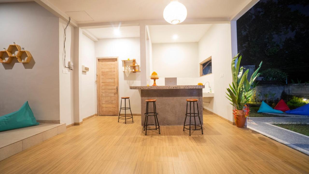 Aura Dormitory House Ubud Ngoại thất bức ảnh